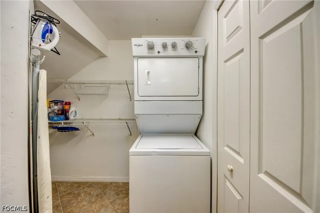 9321 Alamander Court Fort Myers FL 33919