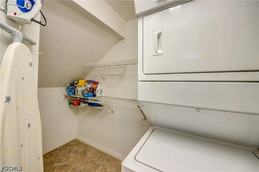 9321 Alamander Court Fort Myers FL 33919