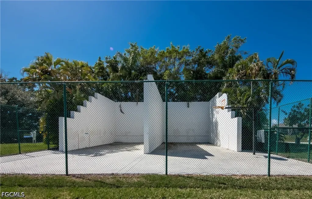 9321 Alamander Court Fort Myers FL 33919