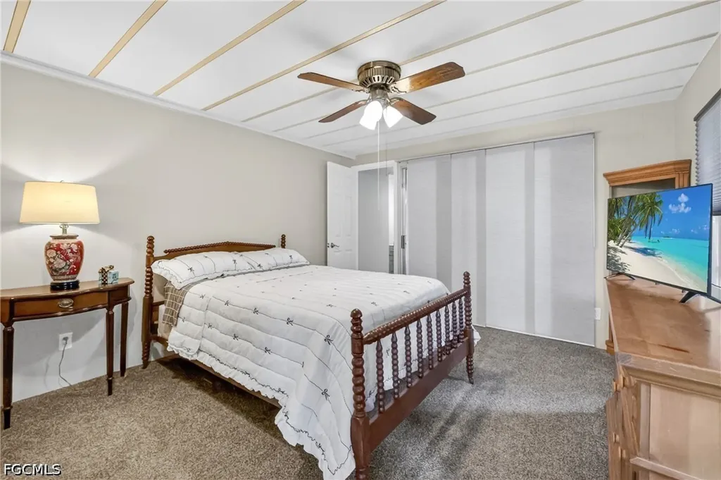 5201 Forest Park Drive North Fort Myers FL 33917