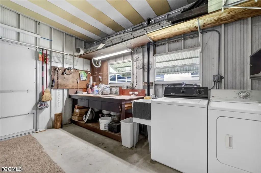 5201 Forest Park Drive North Fort Myers FL 33917