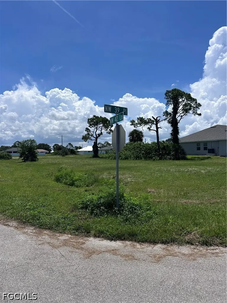 3921 NW 42nd Lane Cape Coral FL 33993