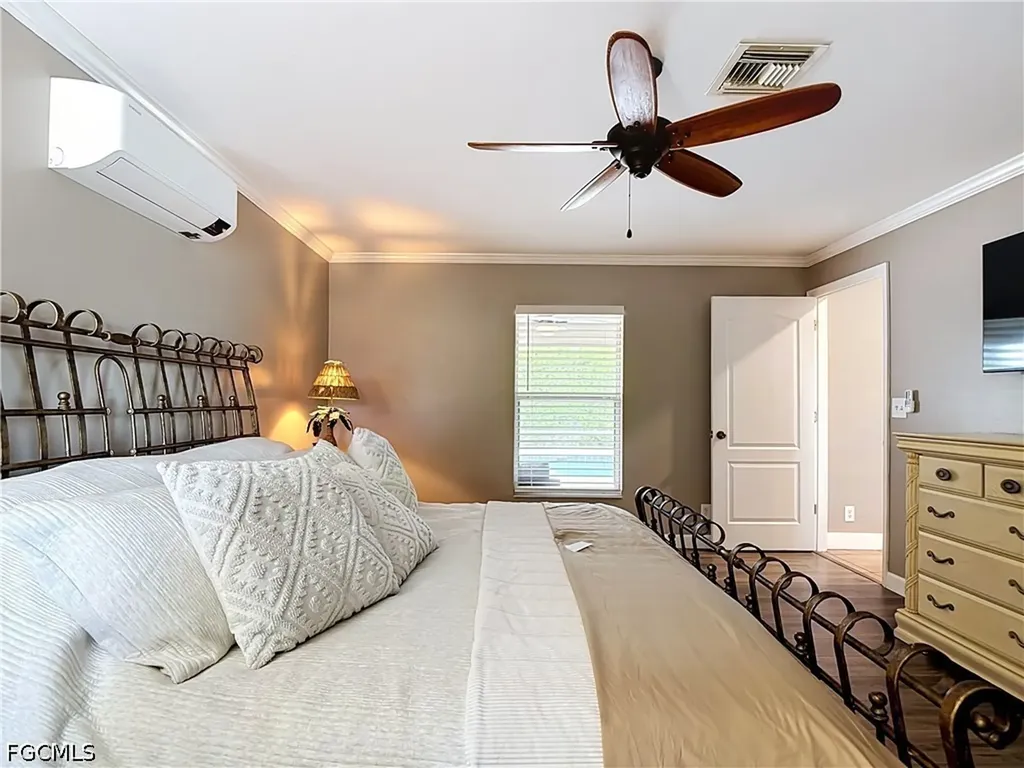 3612 SW 8th Court Cape Coral FL 33914