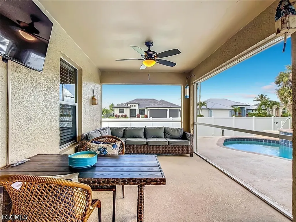 3612 SW 8th Court Cape Coral FL 33914