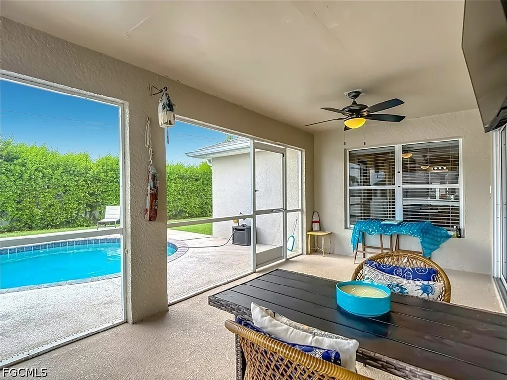 3612 SW 8th Court Cape Coral FL 33914