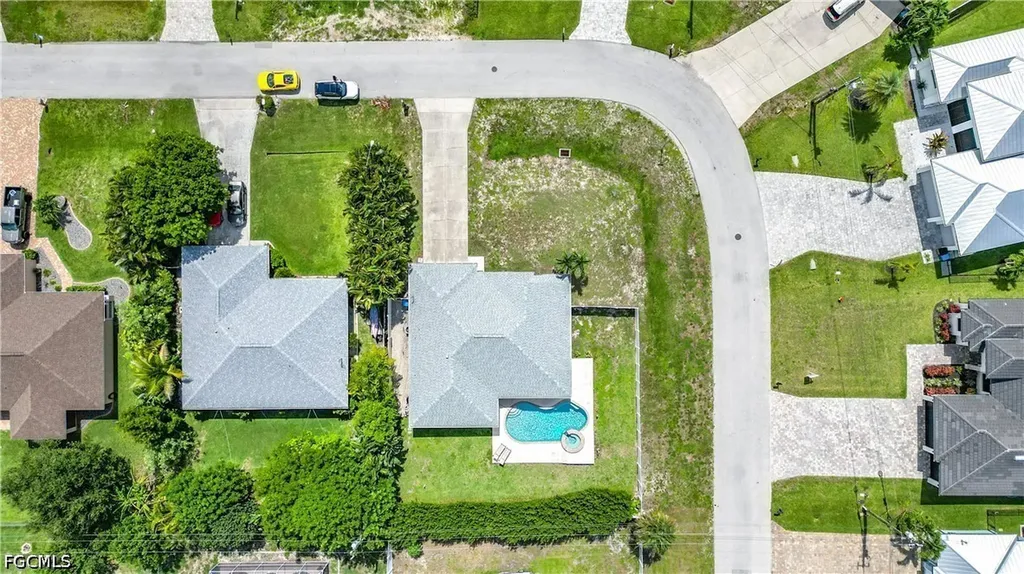 3612 SW 8th Court Cape Coral FL 33914