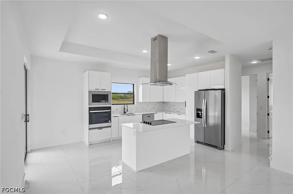 9035 W Broad Circle Labelle FL 33935