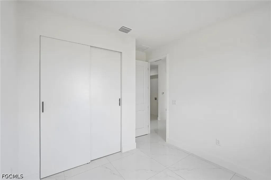 9035 W Broad Circle Labelle FL 33935