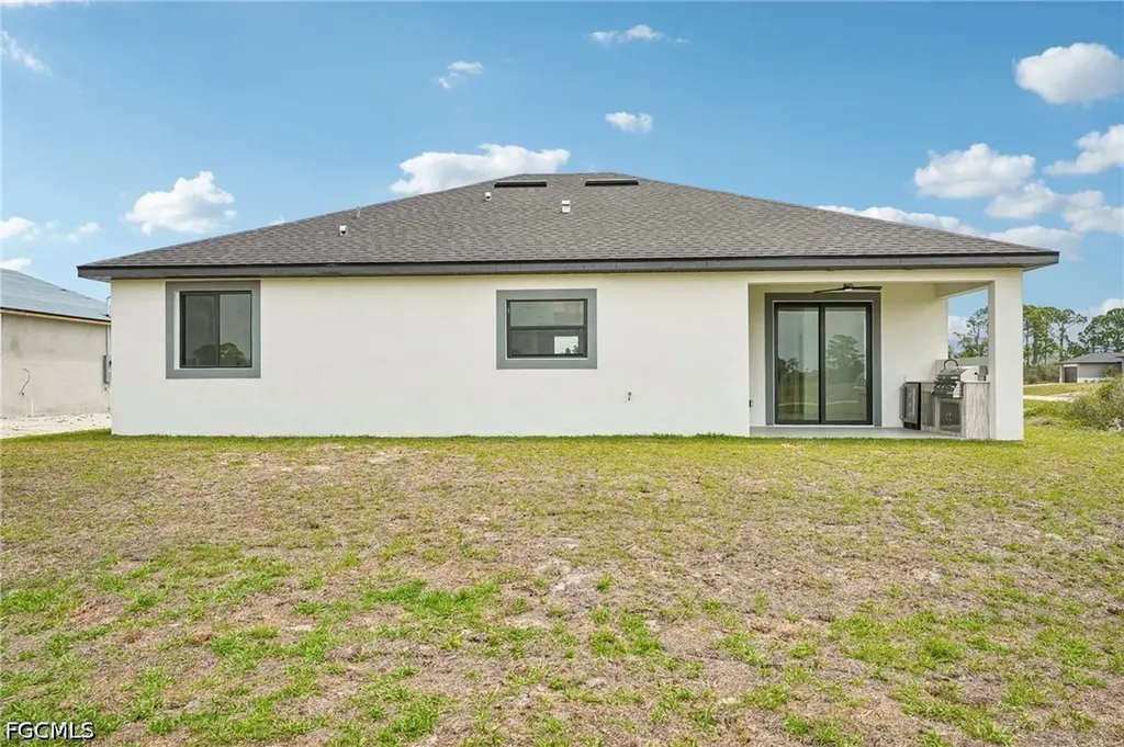 9035 W Broad Circle Labelle FL 33935