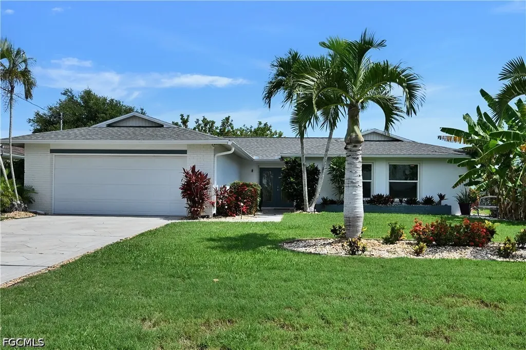 905 SW 52nd Street Cape Coral FL 33914
