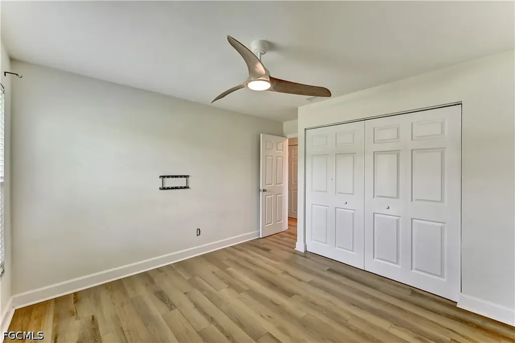 905 SW 52nd Street Cape Coral FL 33914