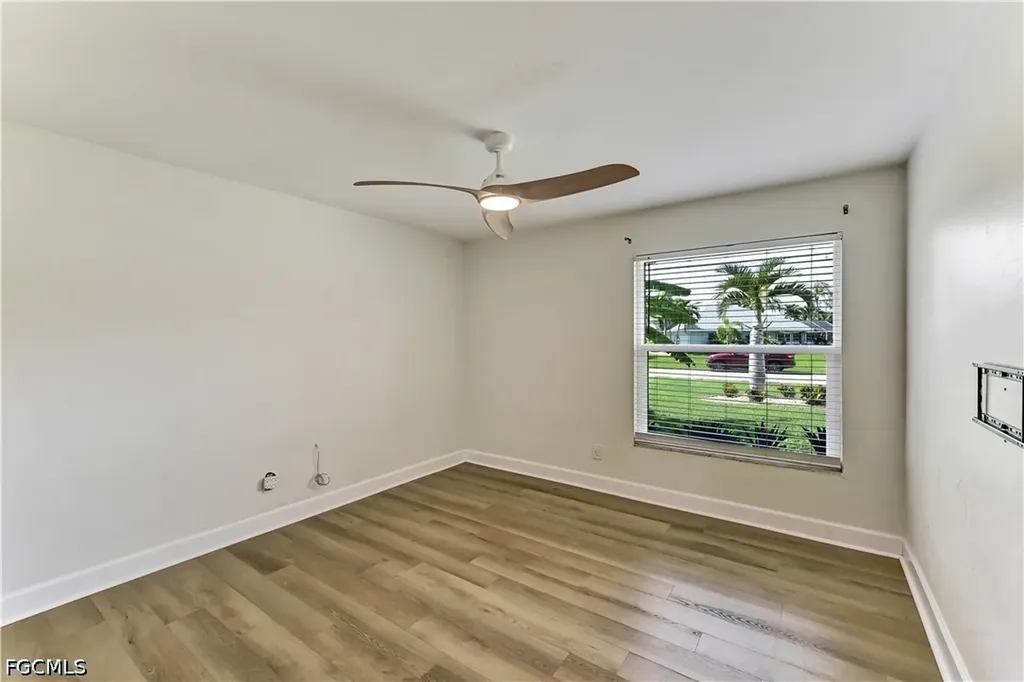 905 SW 52nd Street Cape Coral FL 33914