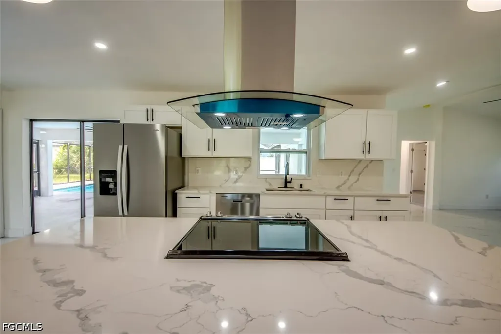 1124 NW 1st Place Cape Coral FL 33993