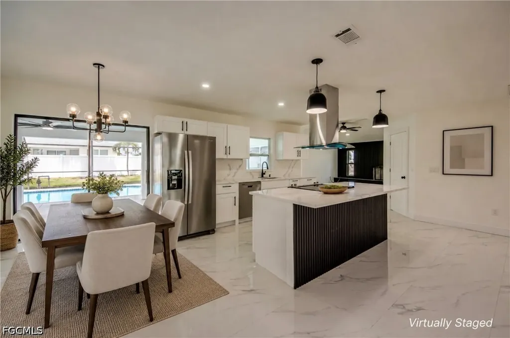1124 NW 1st Place Cape Coral FL 33993
