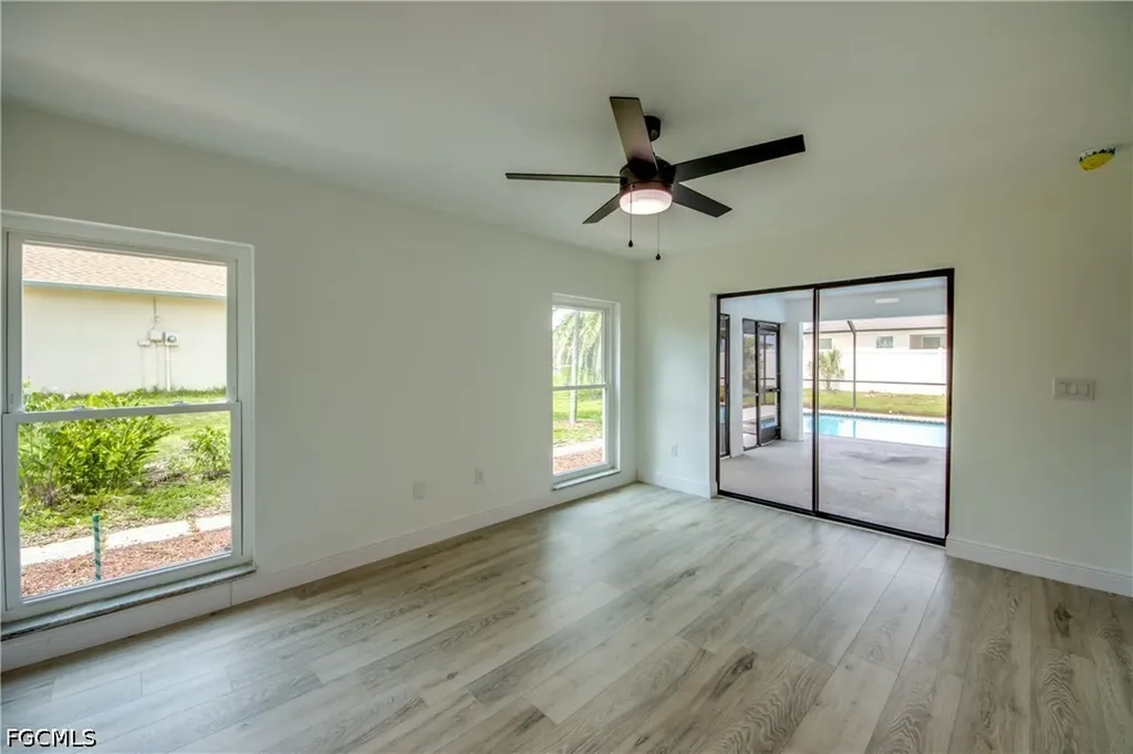 1124 NW 1st Place Cape Coral FL 33993
