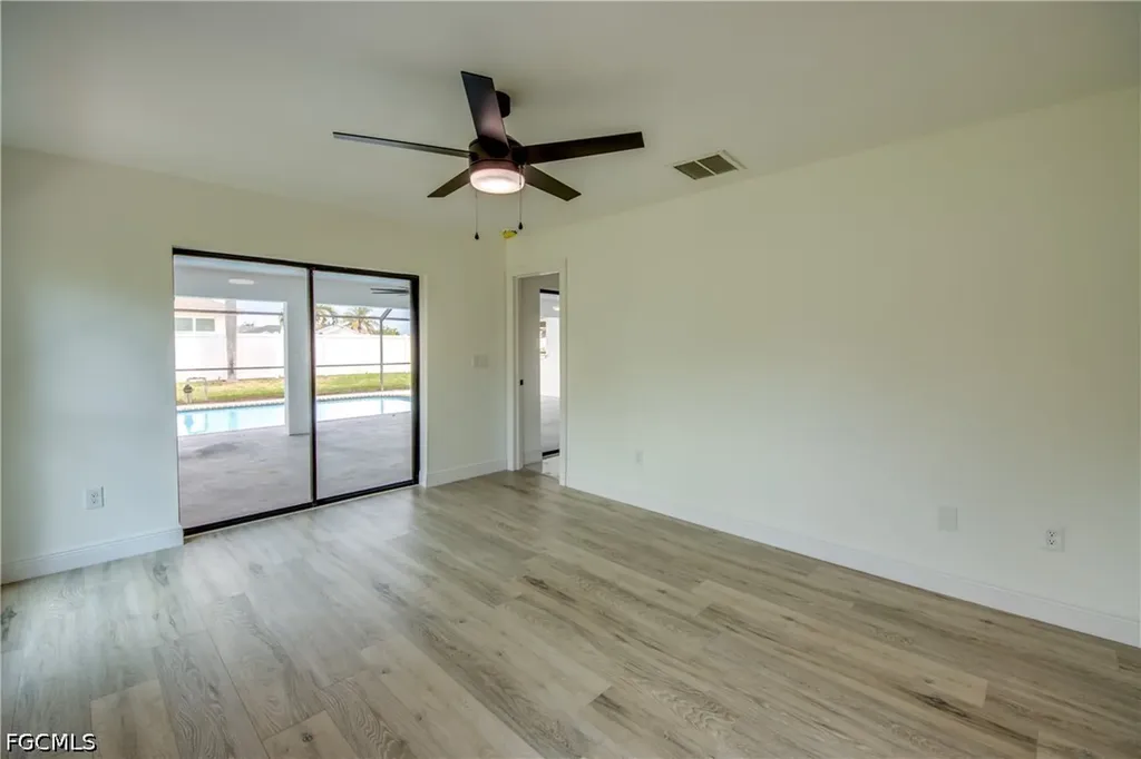 1124 NW 1st Place Cape Coral FL 33993