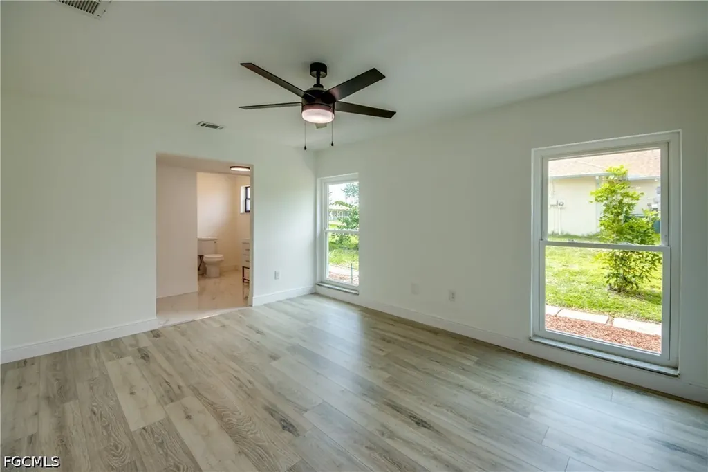 1124 NW 1st Place Cape Coral FL 33993