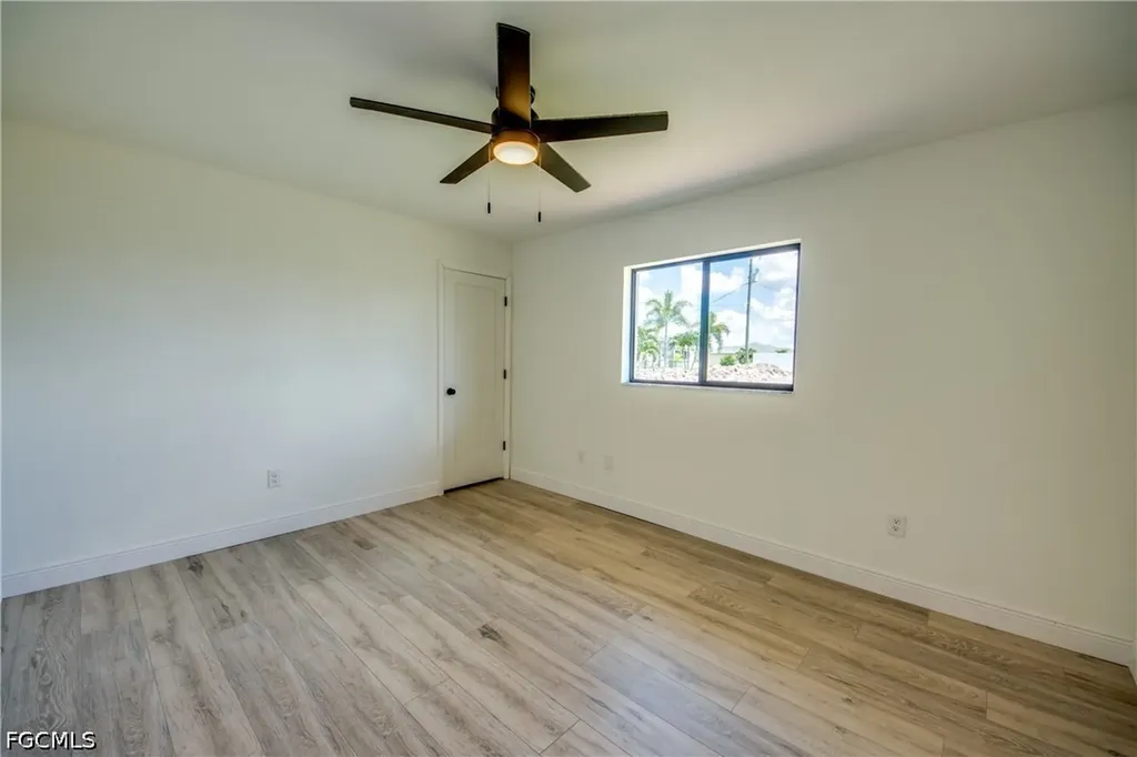 1124 NW 1st Place Cape Coral FL 33993