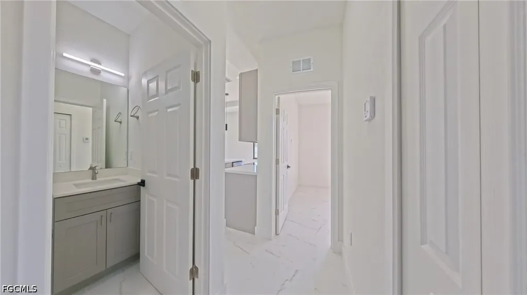 2809 18th Street SW Lehigh Acres FL 33976