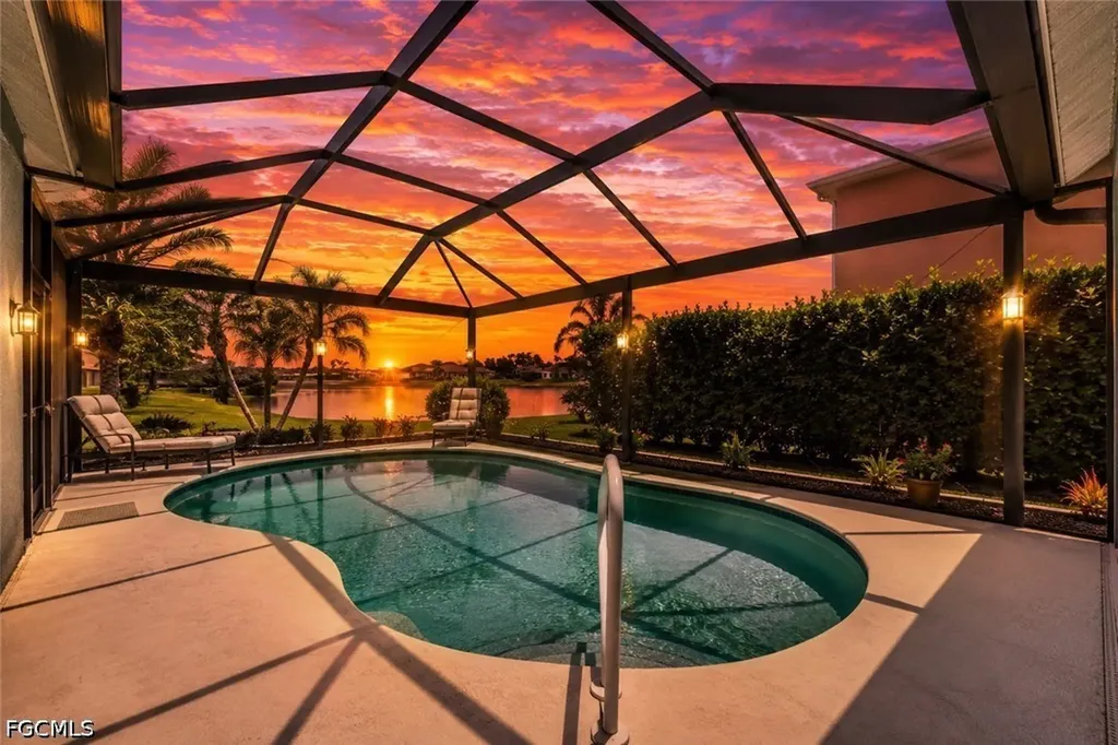 9031 Pittsburgh Boulevard Fort Myers FL 33967