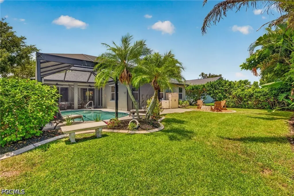 9031 Pittsburgh Boulevard Fort Myers FL 33967