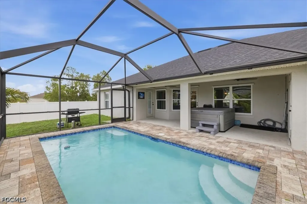 4122 NE 20th Court Cape Coral FL 33909