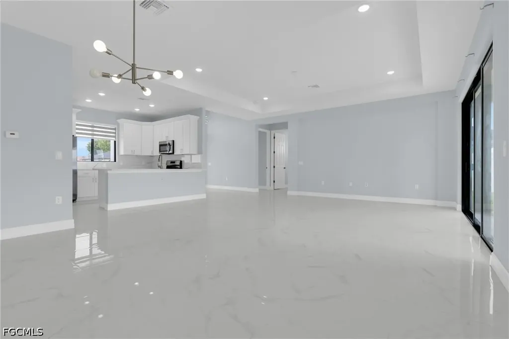 627 NW 2nd Terrace Cape Coral FL 33993