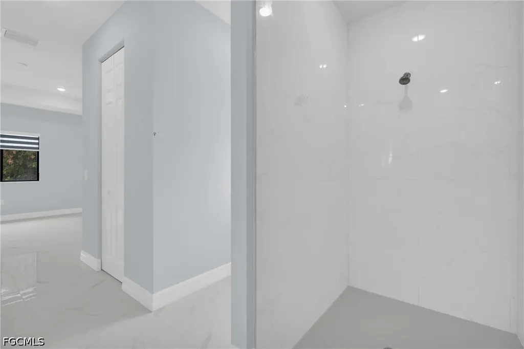 627 NW 2nd Terrace Cape Coral FL 33993