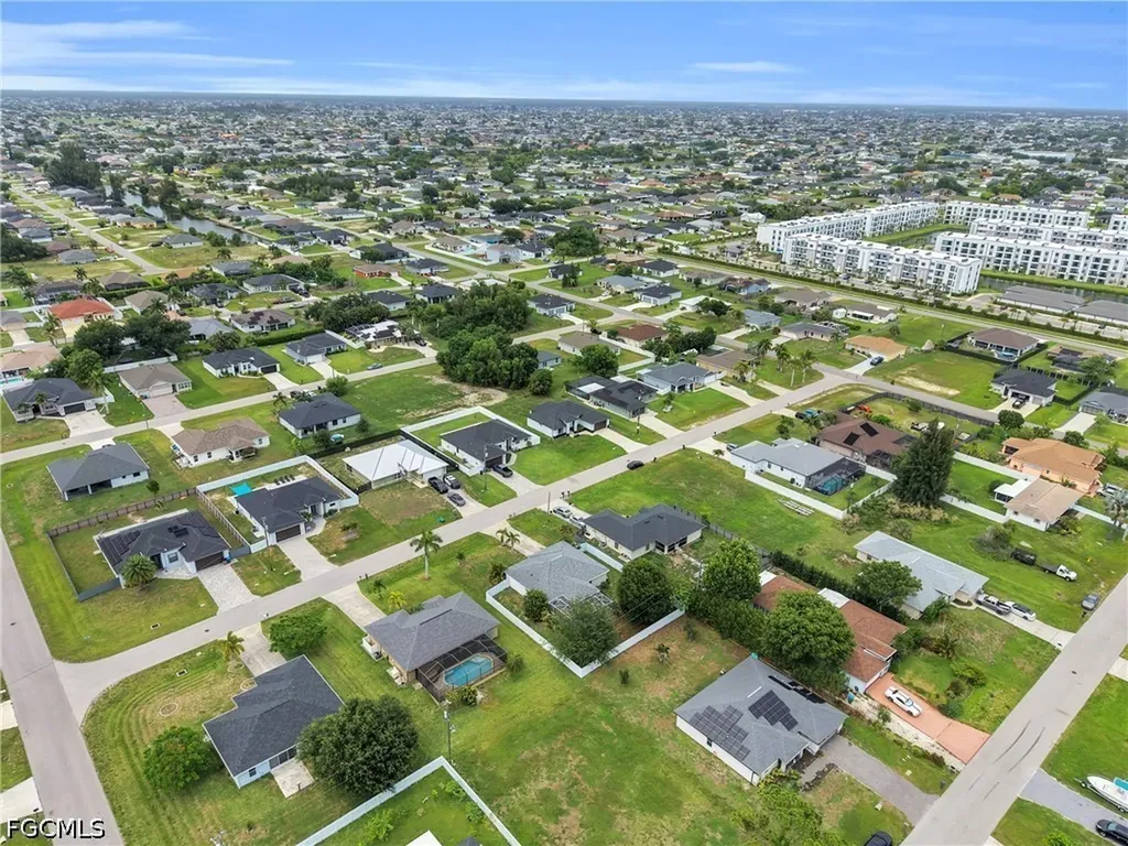 627 NW 2nd Terrace Cape Coral FL 33993