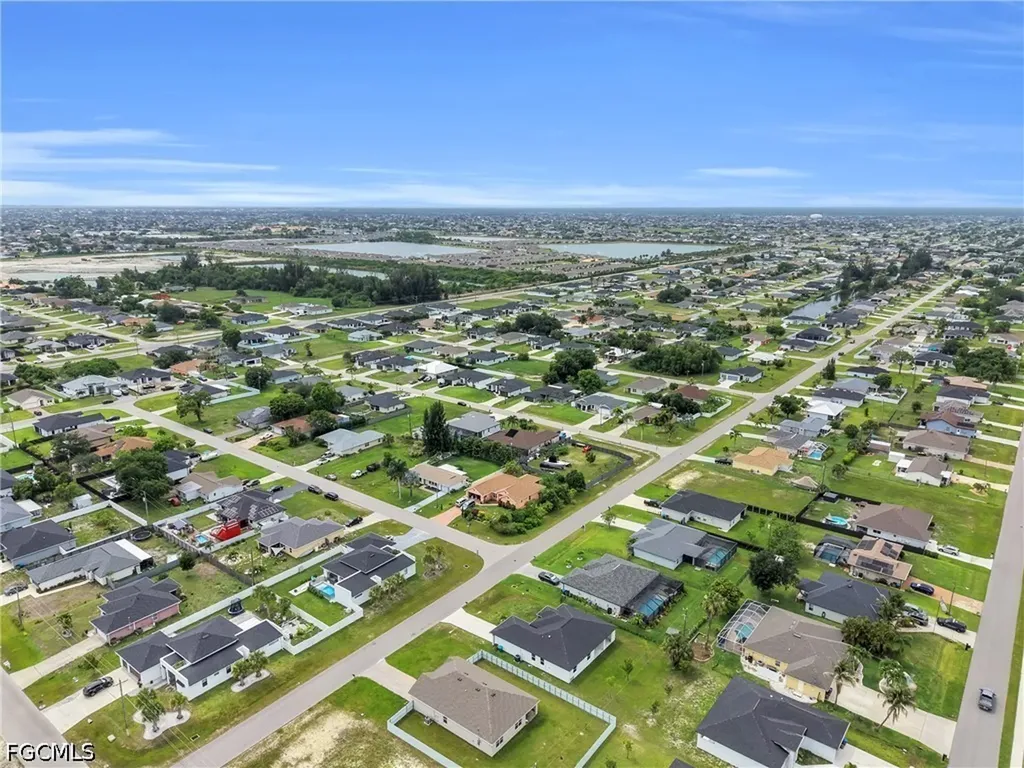 627 NW 2nd Terrace Cape Coral FL 33993