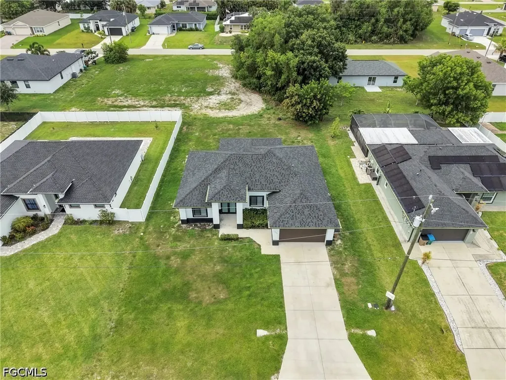 627 NW 2nd Terrace Cape Coral FL 33993
