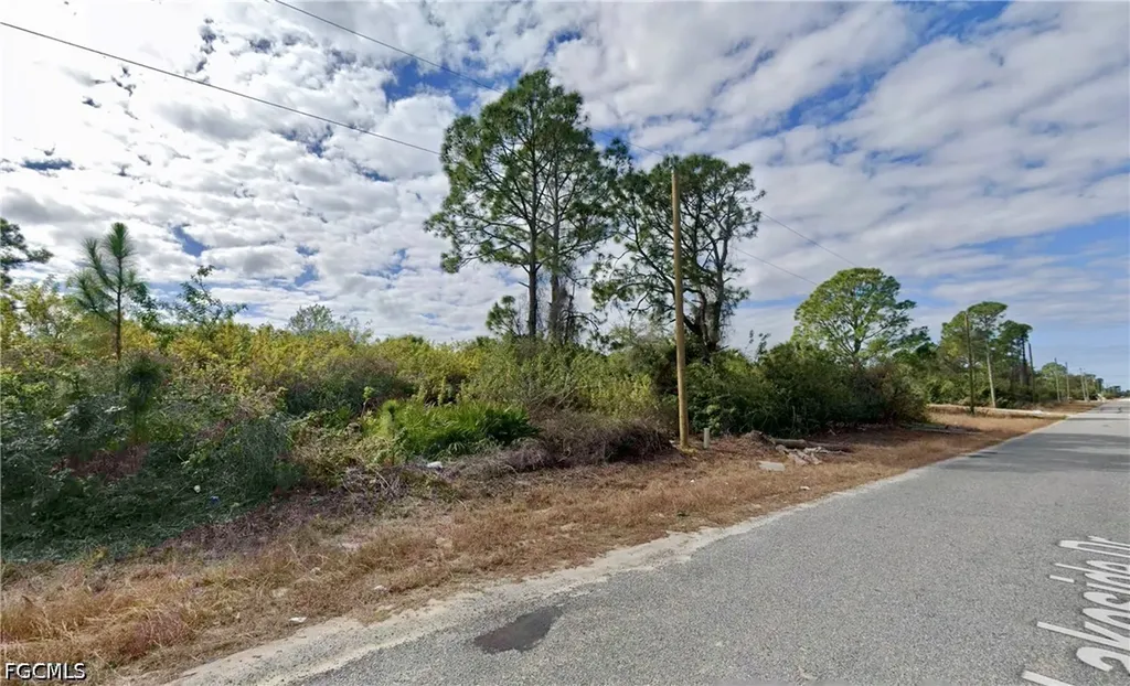1018 Lakeside Drive Lehigh Acres FL 33974