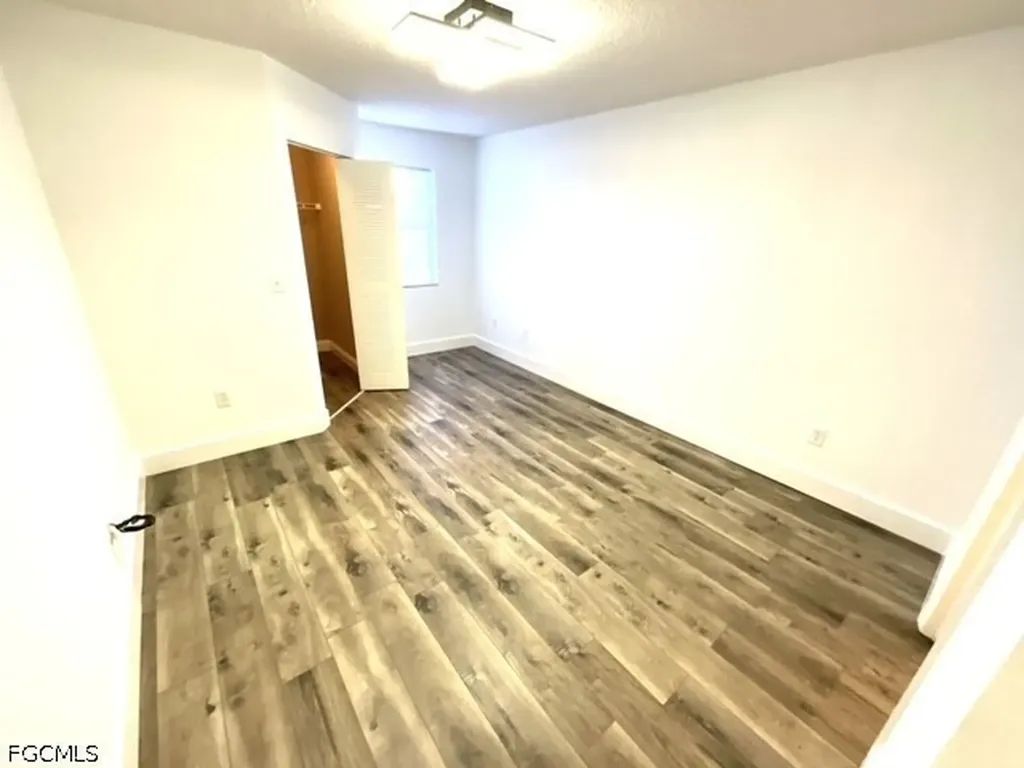8870 Colonnades Court W Bonita Springs FL 34135