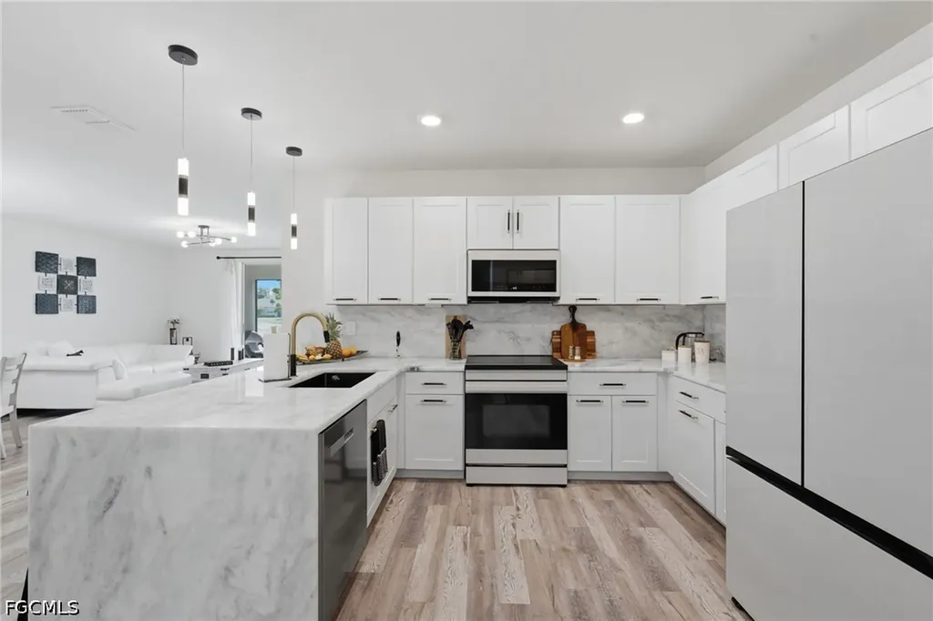 20652 Plumwood Loop North Fort Myers FL 33917