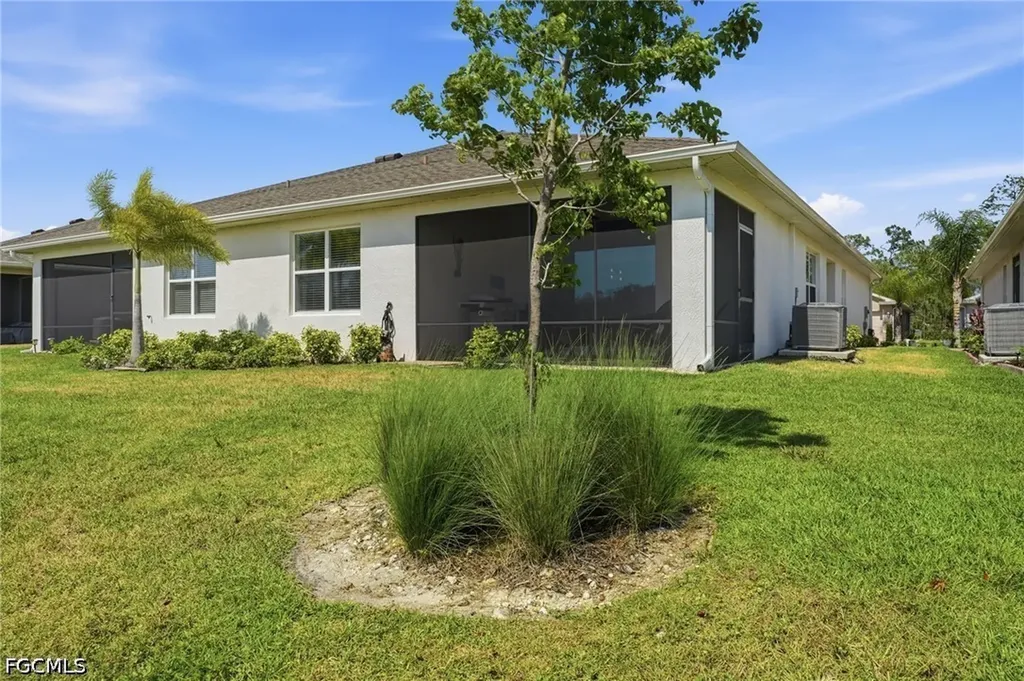 20652 Plumwood Loop North Fort Myers FL 33917