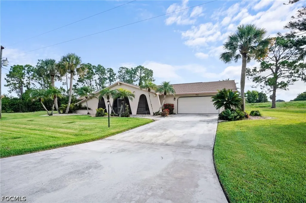 711 Mirror Lakes Drive Lehigh Acres FL 33974