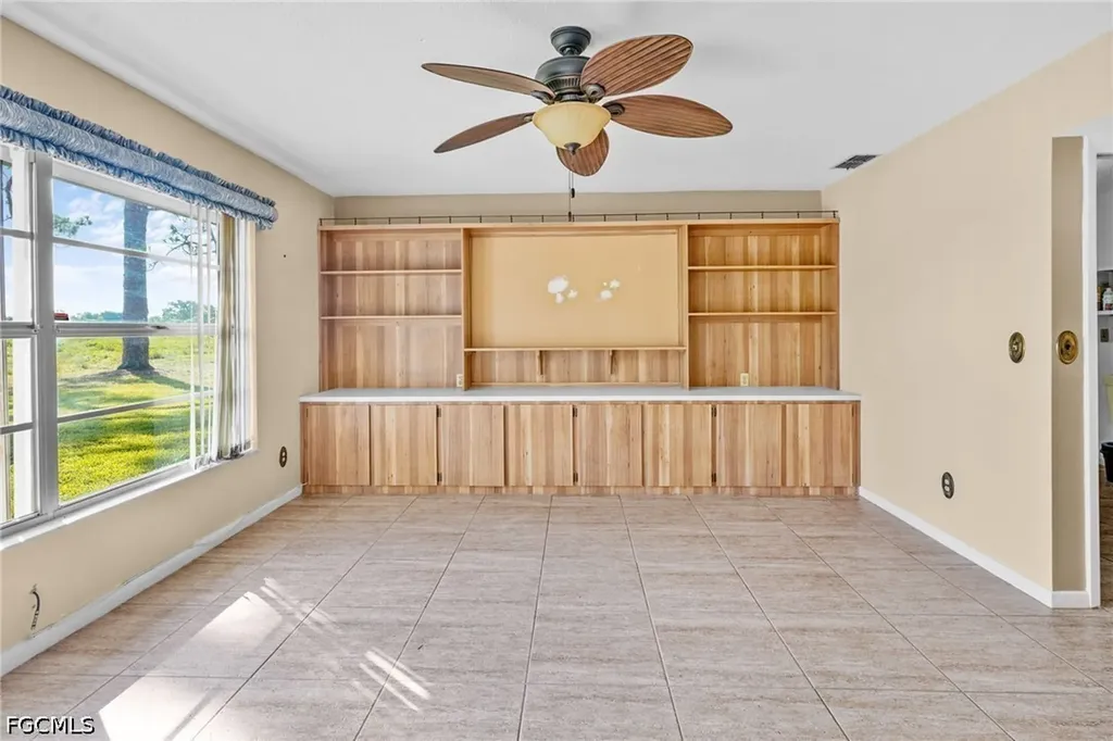 711 Mirror Lakes Drive Lehigh Acres FL 33974
