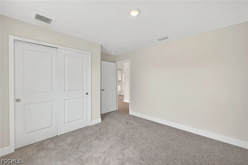 1709 NW 11th Avenue Cape Coral FL 33993
