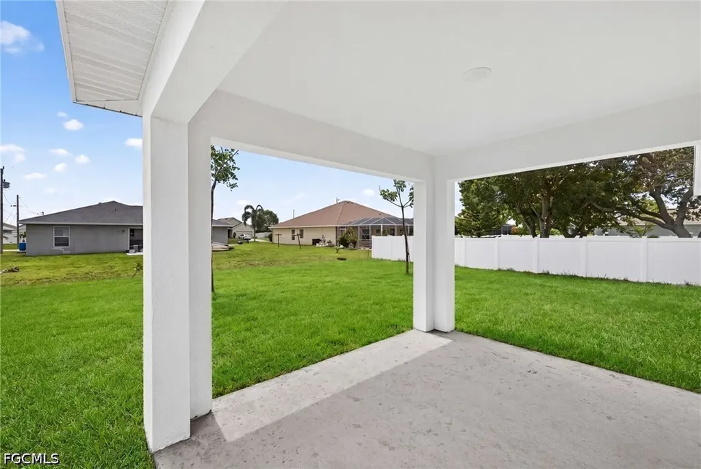 1709 NW 11th Avenue Cape Coral FL 33993