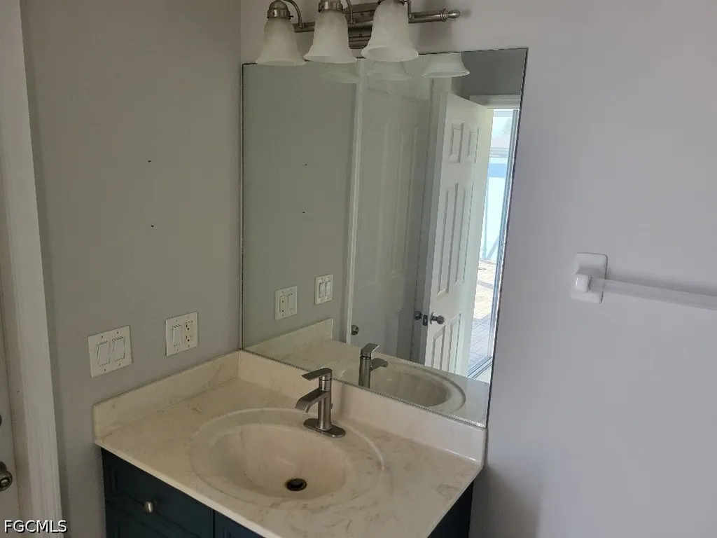 2635 Tropicana Parkway W Cape Coral FL 33993