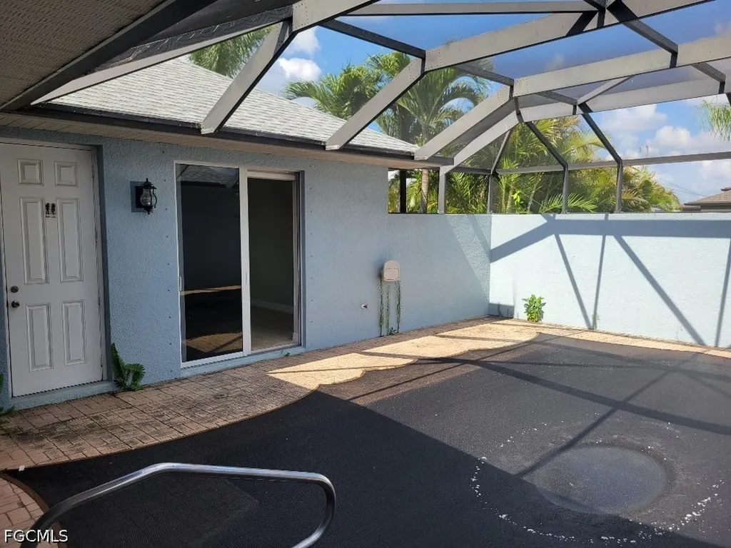2635 Tropicana Parkway W Cape Coral FL 33993