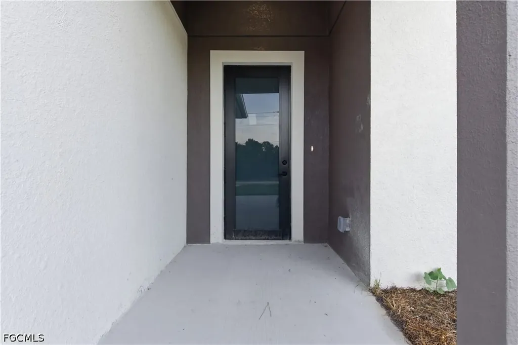 923 Milwaukee Boulevard Lehigh Acres FL 33974
