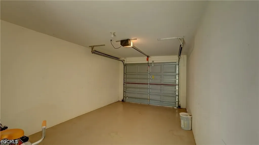 8083 Queen Palm Lane Fort Myers FL 33966