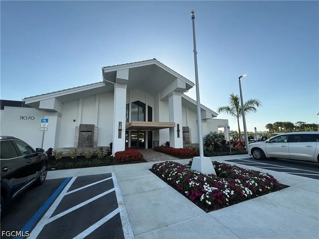 8083 Queen Palm Lane Fort Myers FL 33966