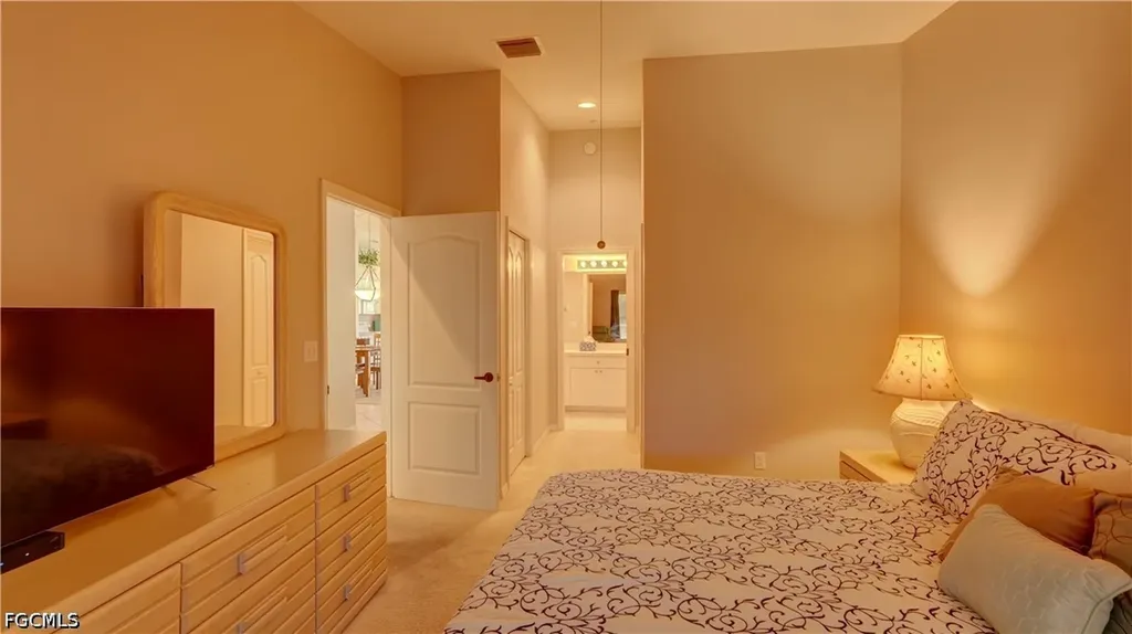 8083 Queen Palm Lane Fort Myers FL 33966