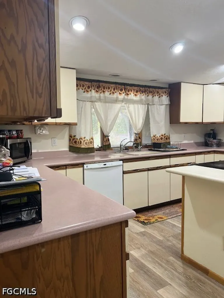 4002 Teak Court Labelle FL 33935