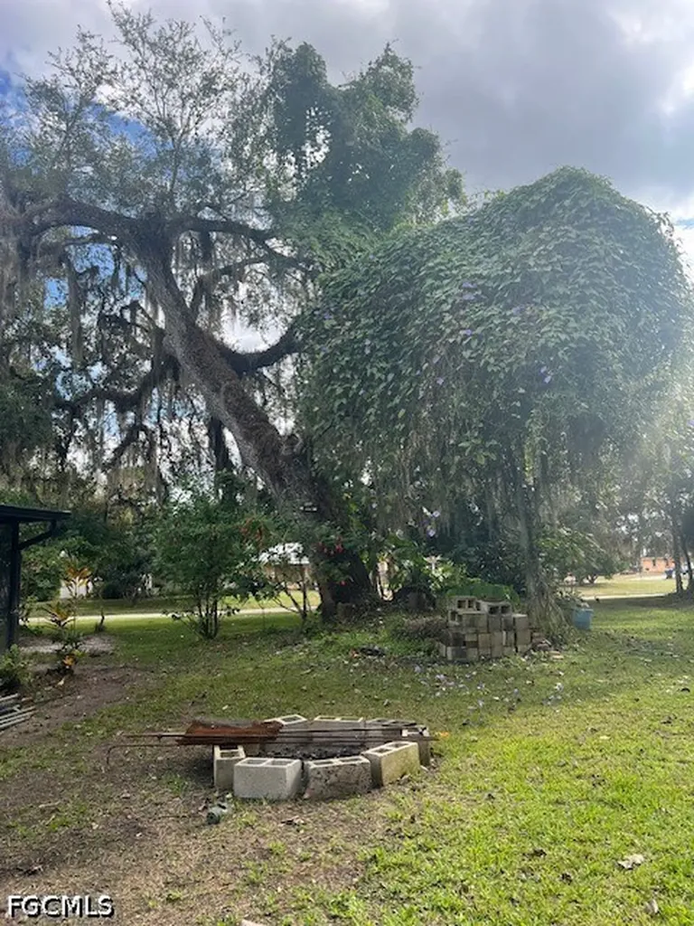 4002 Teak Court Labelle FL 33935