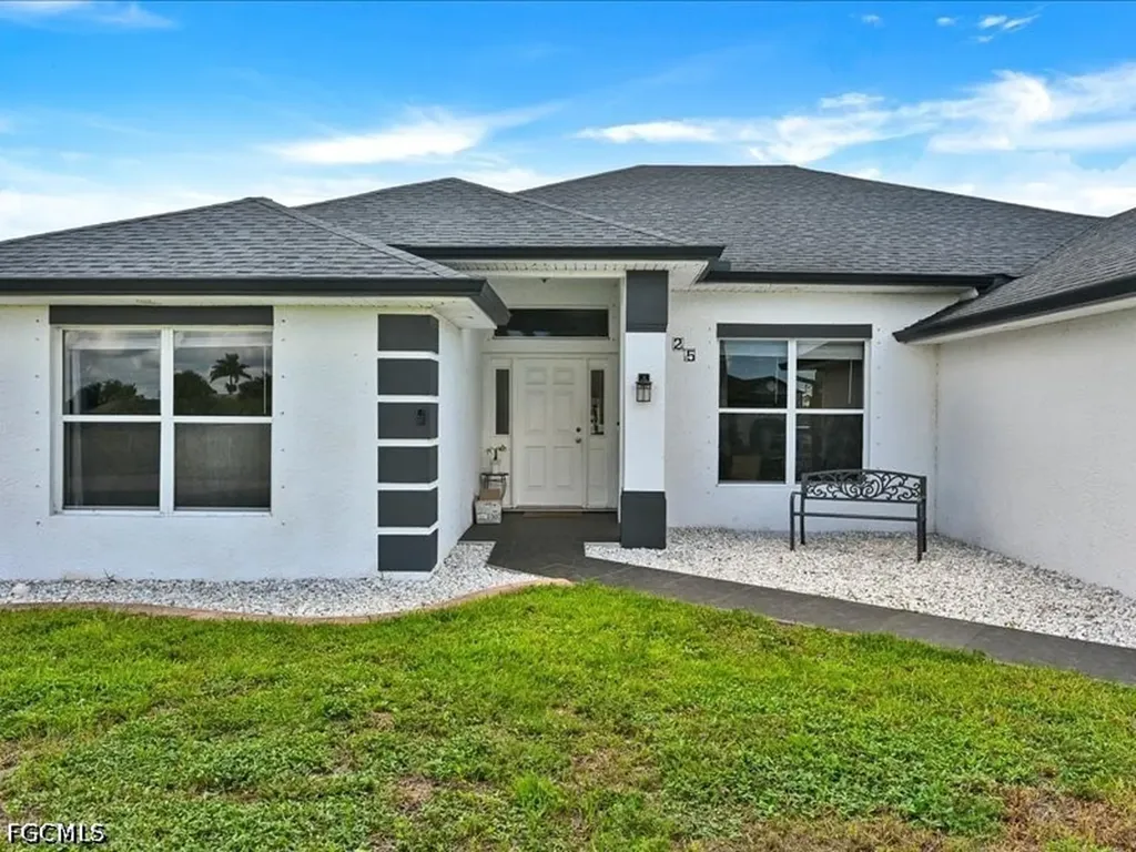 25 NW 29th Place Cape Coral FL 33993