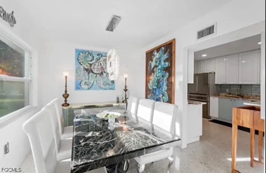2710 Mcgregor Boulevard Fort Myers FL 33901