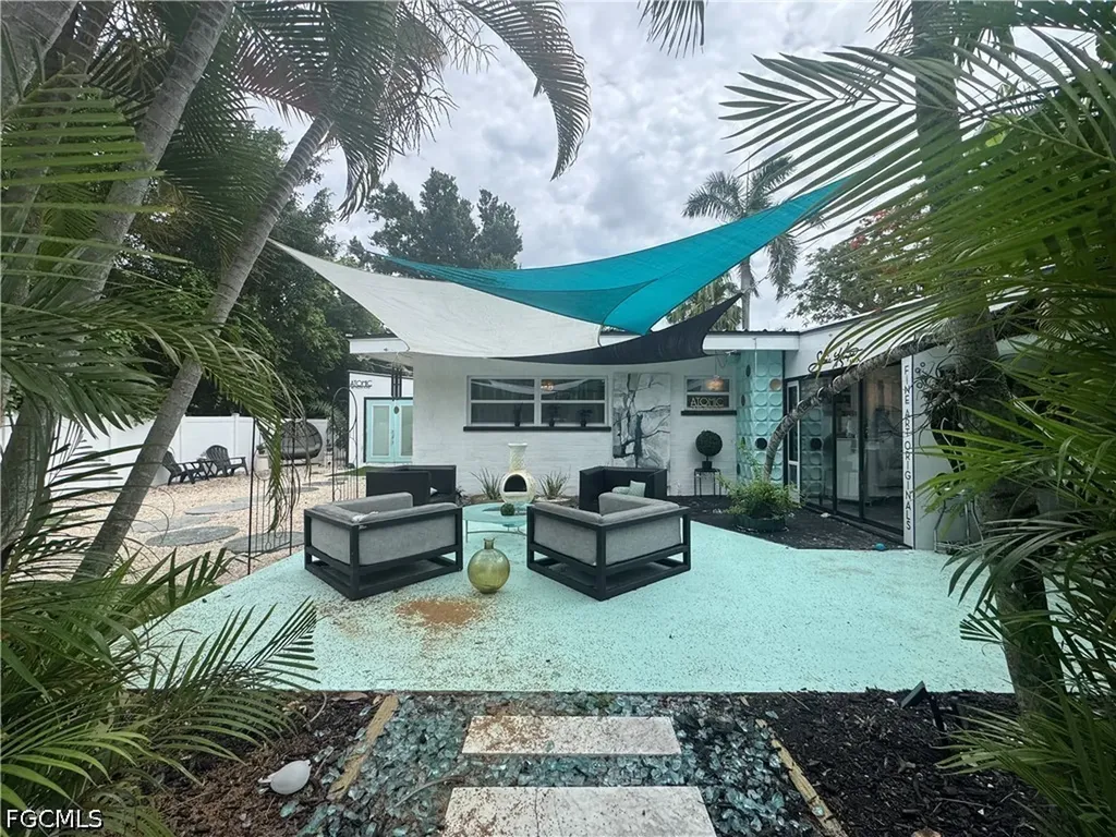2710 Mcgregor Boulevard Fort Myers FL 33901
